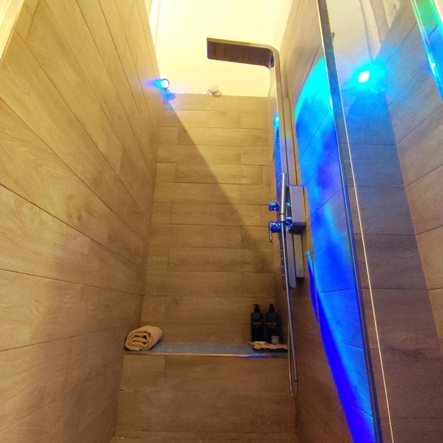 نابولي Staicca Rooms المظهر الخارجي الصورة